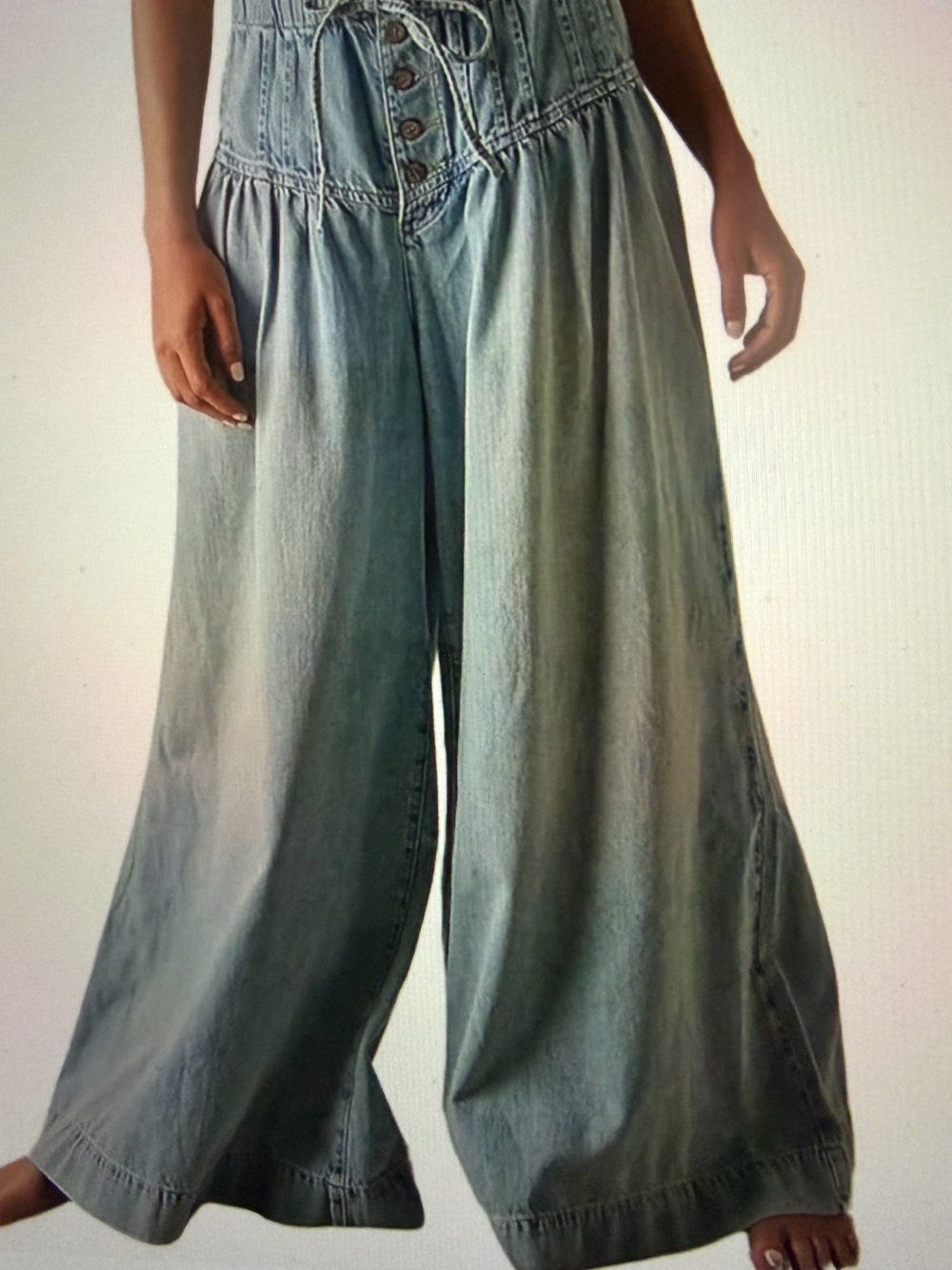 Wide-Leg Baggy Washed Blue Denim Jeans - NWOT- Size XXL